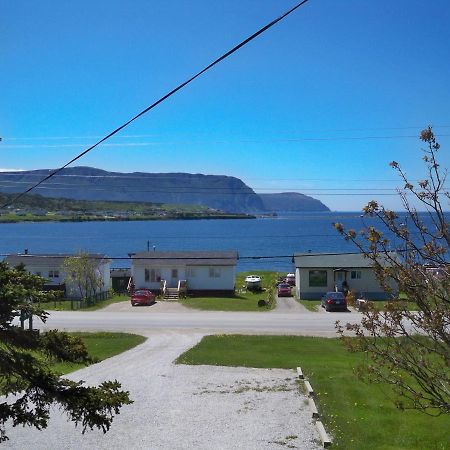 Wildflowers Country Inn Rocky Harbour Exteriör bild
